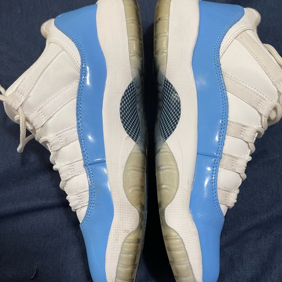 Nike Size 6.5YAir Jordan 11 XI Retro Low UNC Carolina Blue White - Picture 4 of 8